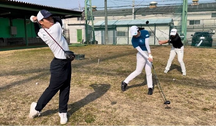 近畿大学体育会ゴルフ部が「ゴルフ交流会」を実施　ゴルフ対決やお悩み相談を通して、愛され応援されるチームをめざす