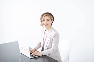 uGwQ57TUVOnD7aepbdm7.jpg?w=940&h=940