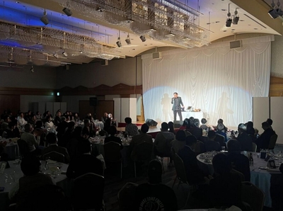 前回のディナーショーの様子（2025年2月撮影）