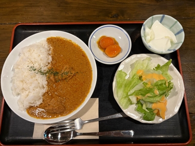 特製チキンカレーセット　卵黄醤油漬けトッピング