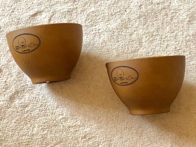 スヌーピーのトレンドカラーをあつめてみた vol.2 木のぬくもりを感じるスヌーピーとチャーリーブラウンのセットでそろえたい食器!