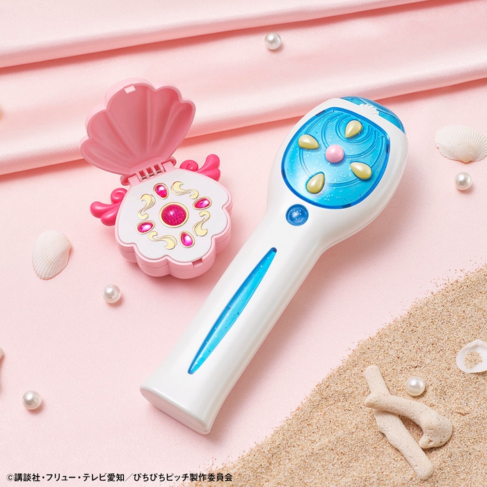 左:Special Memorize アクアピッチ 七海るちあ、右:Special Memorize e-pitchマイク 七海るちあ