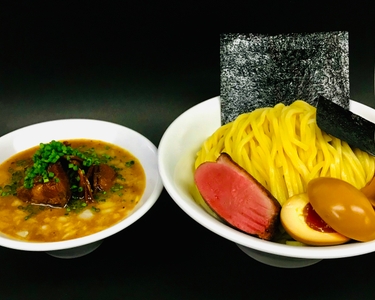 uRqDAeRHMf21CMJC9VwY.jpeg?w=940&h=940