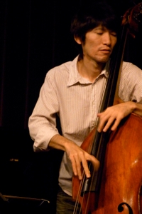 uUkua1iQWWMw0oLuHPwr.jpg?w=940&h=940