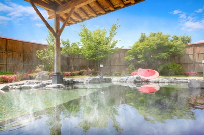 uXKmOyhSKFf6bkwVPkX1.jpg?w=940&h=940