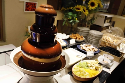 ua3NmaptX8NXxuAy9MDH.jpg?w=940&h=940