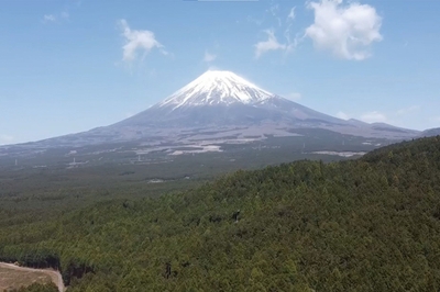 uazYr1Kn0oncSg1x5HRG.jpg?w=940&h=940