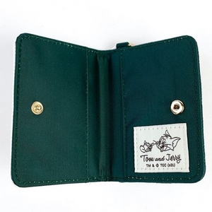 ubfgoxJYBy2tIivJbqKN.jpg?w=940&h=940