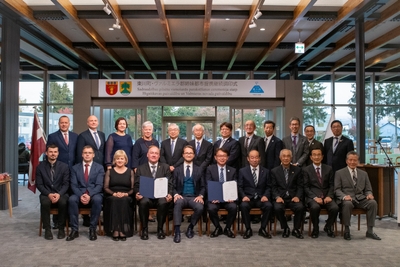 uc1S2PYfPwEVaDFMqnfI.jpg?w=940&h=940