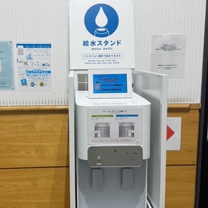 ugKxkMdMbchILKEeOrW5.jpg?w=940&h=940