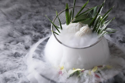 uge3yyLdJRx6nAnnAmXx.jpg?w=940&h=940