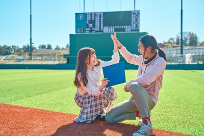 uj4AjawVMZRnIdcJpyDs.jpg?w=940&h=940