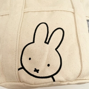 ujgspDhHwlkuA7MHN6jo.jpg?w=940&h=940