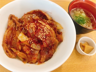 uo4dVjt5CHjU1dBXtGZX.jpeg?w=940&h=940