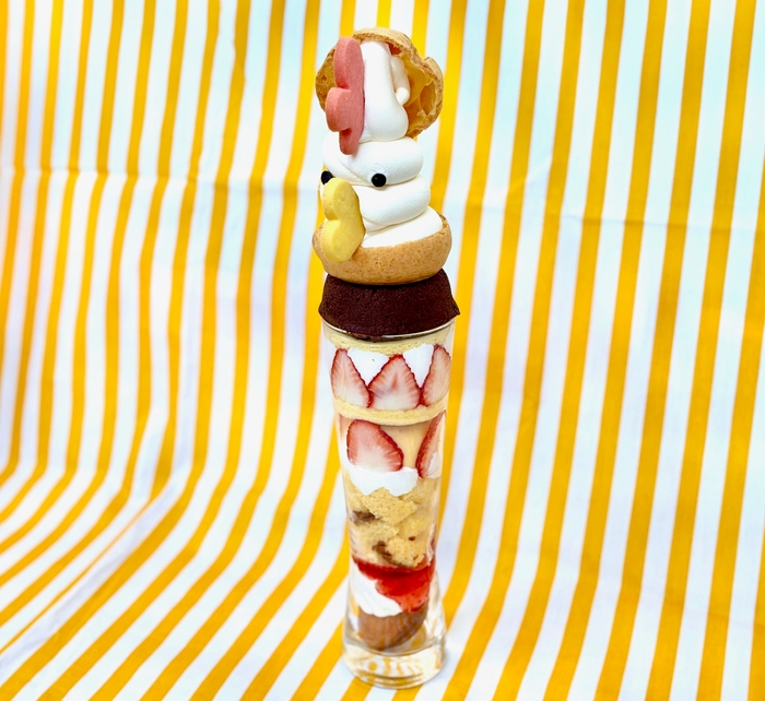 メガ盛りコッコちゃんパフェ