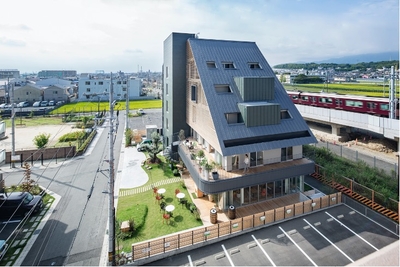 uskJ6JWpsX7SeXEy42Xs.jpg?w=940&h=940