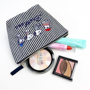 uxb1v7g2ZlkDFkhEm33K.jpg?w=940&h=940