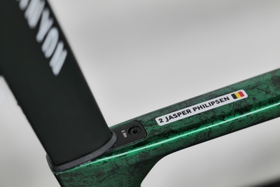 uy65m1GZUpU8GNRliBtf.jpg?w=940&h=940