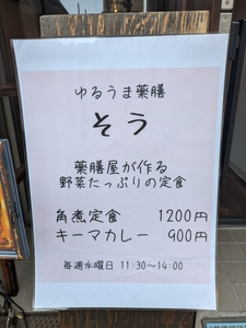 uyYnROOWD5JcaNdDfTz9.jpg?w=940&h=940