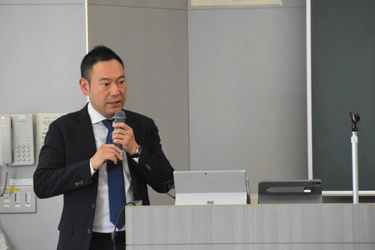 【名城大学】経済学部「証券市場論」で世界最大級の資産運用会社であるNuveenグループの日本法人の実務家を招き、資産運用のトレンドを学ぶ