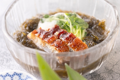 鰻ともずく酢