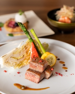 vBPcvNDAw1uSJcPq0sj1.jpg?w=940&h=940