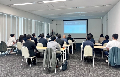 vCeg4gE2enLu5VsVZHPB.jpg?w=940&h=940