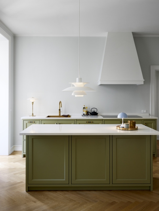 Louis Poulsen / ルイスポールセン