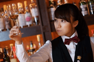 赤坂見附「bar Algernon Sinfonia」オーナーバーテンダー　小栗絵里加氏