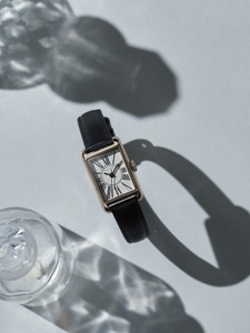 vGSqXs4RNCYwQyDAROzC.jpg?w=940&h=940