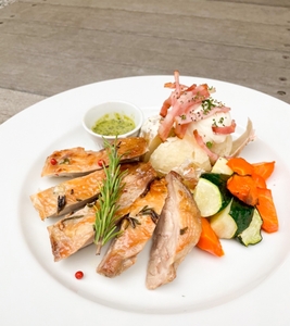 vLBtndfxRjvUaaxEa9Ik.jpg?w=940&h=940