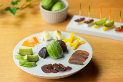 vOx2DNb7MNCxq8lYTeYM.jpg?w=940&h=940