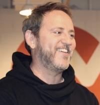 vSVbAqtuDbPfHLkysZR0.jpg?w=940&h=940