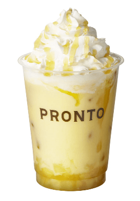 【MITSUHIRO HIDAKA×PRONTO】イエロー パイン&マンゴーミルク 740円(税込814円)