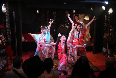 vWnqvz4GaT3XKux4ftOI.jpg?w=940&h=940