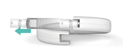 カートリッジを取り出したら、付属の容器から消毒液を充填してください