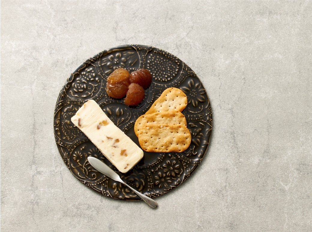 ワインのおつまみにも、デザートにも。