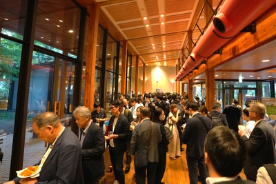 vb9DJjZn2cT4wEk3WnE0.jpg?w=940&h=940