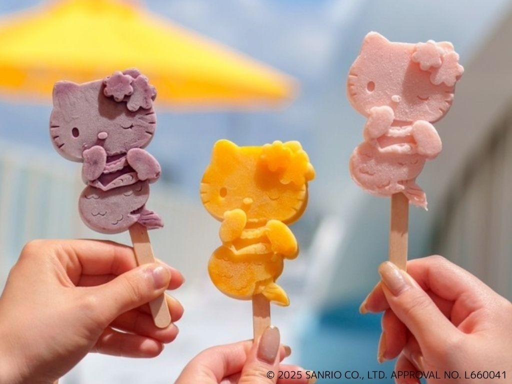 入手困難！ハローキティ スワンバージョン・八丈島きのこファスナーマスコットセット 未開封】ご当地キティ 東京限定 八丈島バージョン きのこ