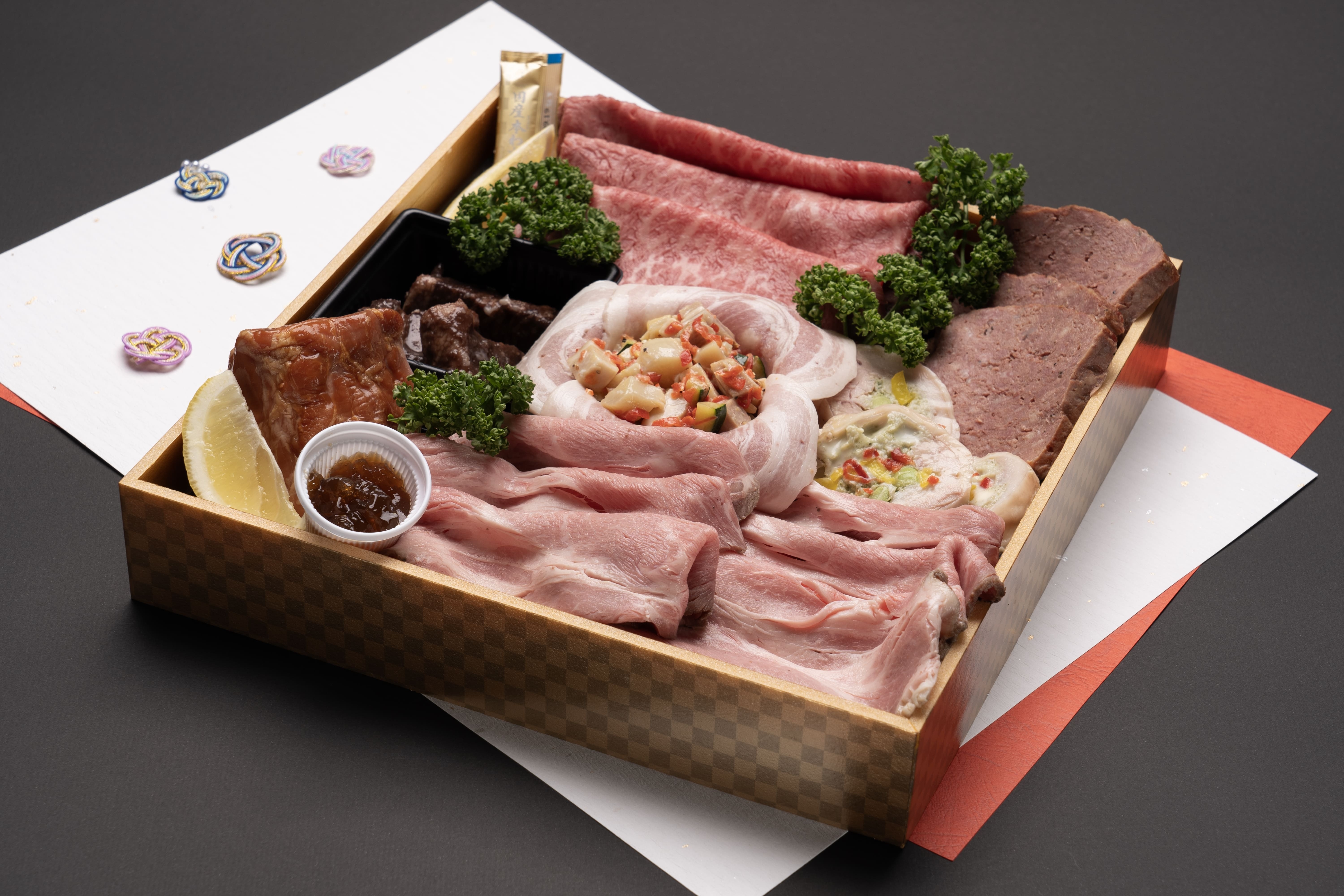 瀬戸のもち豚 肉づくしおせち極