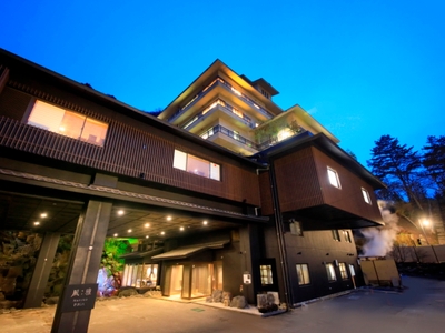 veSo1EgenerQAjmM7uBq.jpg?w=940&h=940