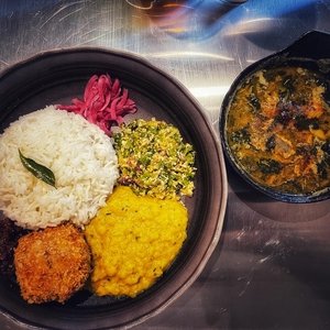 vkdiyiIqmY8YO5YRxK5T.jpeg?w=940&h=940