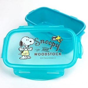 vmgaOsoFvicSFmoOl3s0.jpg?w=940&h=940