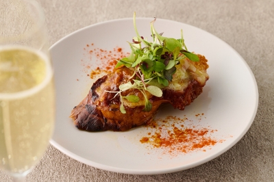 vn23GnLXsdbU0VDqC2fl.jpg?w=940&h=940