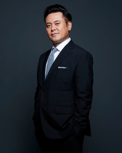 voqrBbriWNS5YZMr3eFk.jpg?w=940&h=940