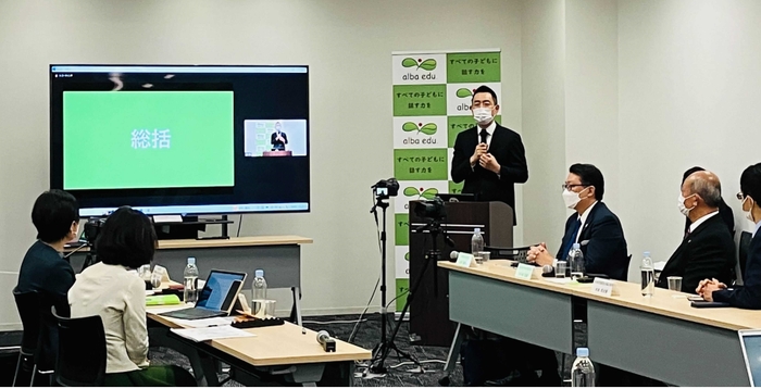 文部科学省 初等中等教育局 教育課程課長 常盤木 祐一様