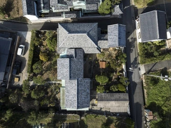 初公開。10年間毎月通い続けた元オーナー「実家は絶対朽ちさせない」。守り続けた空き家に新しい継承者が現れるまでの物語