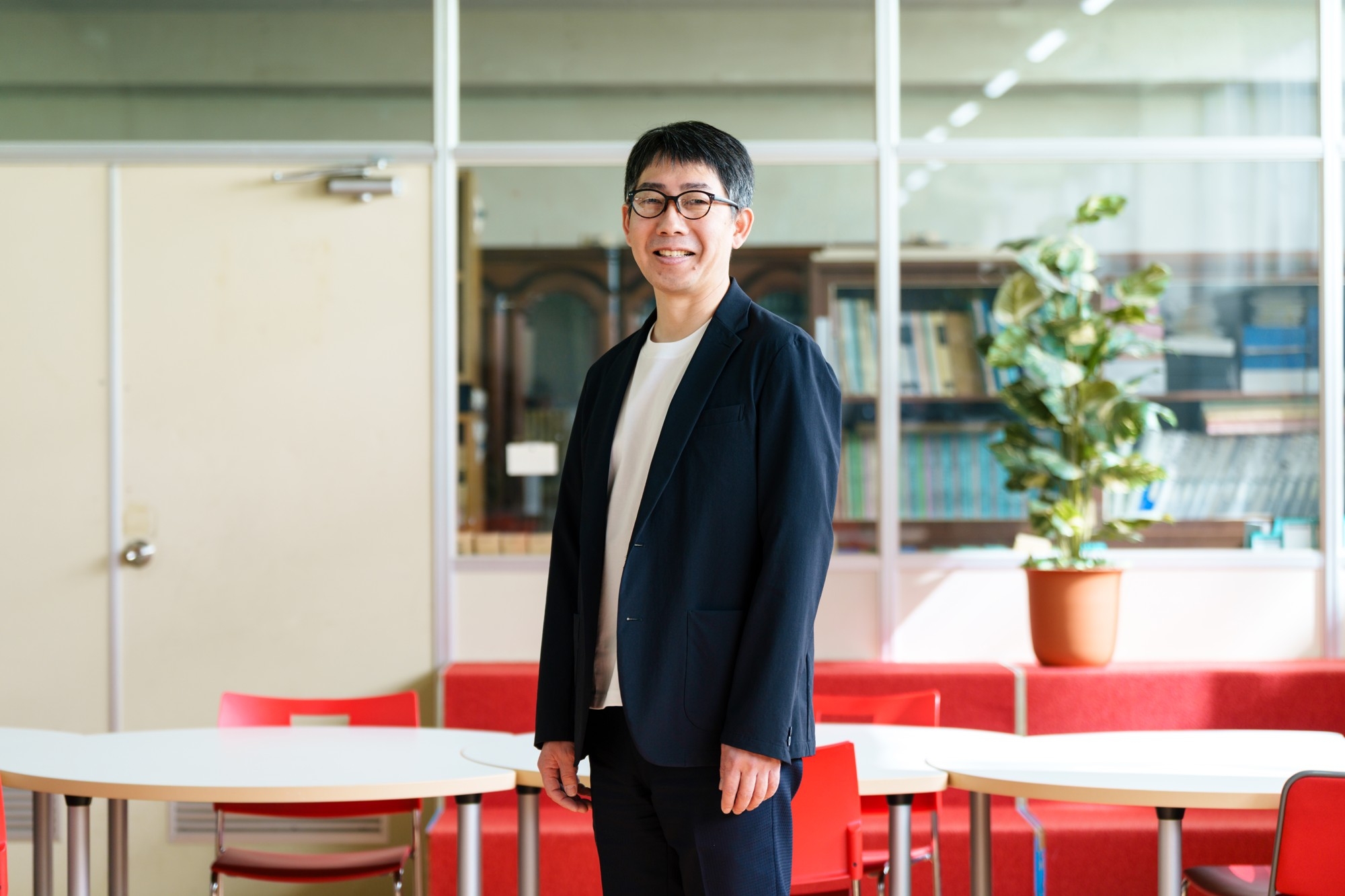 藤田知則 氏(麗澤瑞浪中学・高等学校 校長) 2020年4月より校長に就任。土曜日に実施する探究活動講座「Discovery Saturday」をはじめとする探究・キャリア教育を推進し、東海地区で初めて「5 Round System」の英語メソッドを導入するなど、英語・国際理解教育の充実にも取り組む。確かな学力の定着、道徳教育の充実と合わせ、4つの柱を基に学校教育改革を推進している。