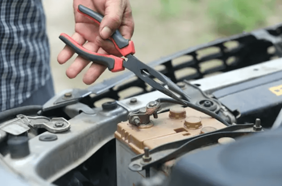 その業者、本当に大丈夫!?【点検商法】業者の詐欺について解説