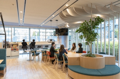 vxgFL0FchCj7yLc8i9T7.jpg?w=940&h=940